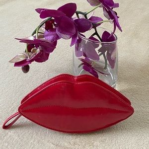 Lip Bag